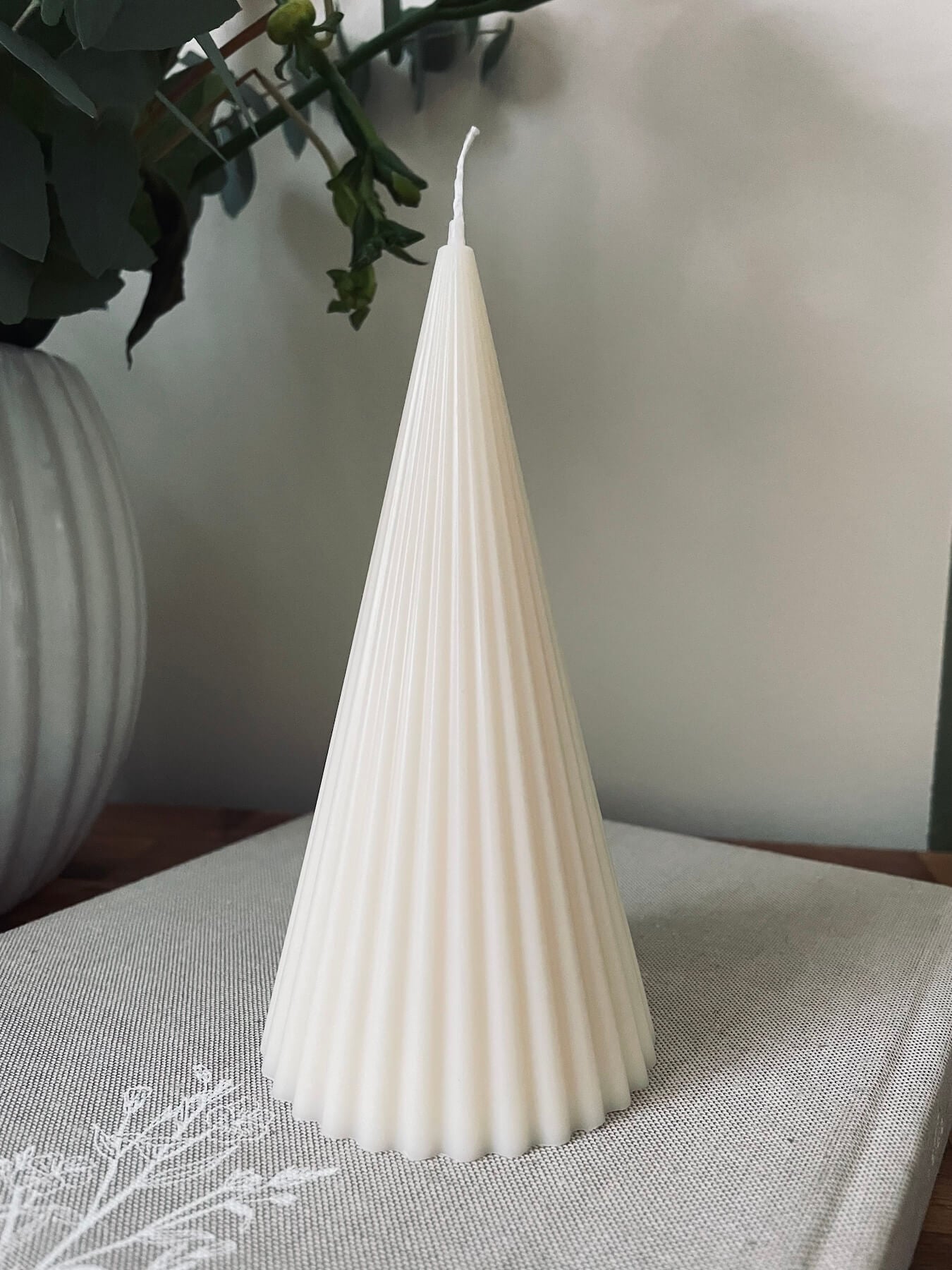 Carla - Decorative candle 