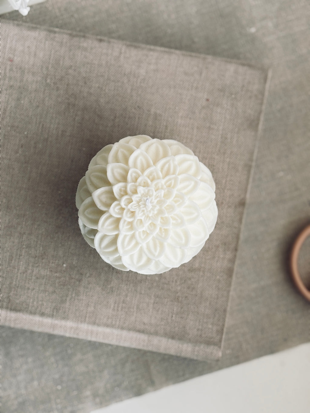 Lotus XL - bougie décorative