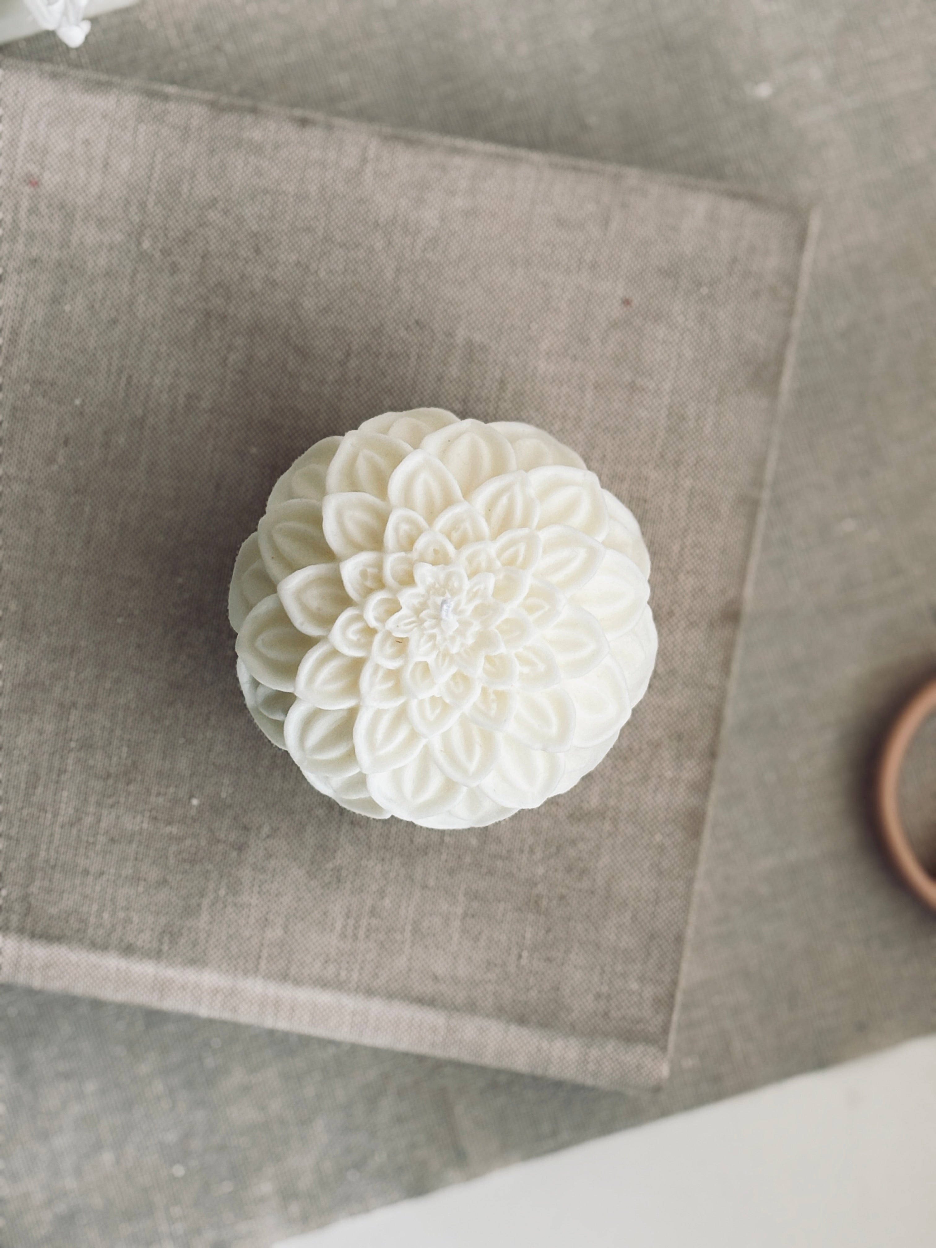 Lotus XL - bougie décorative