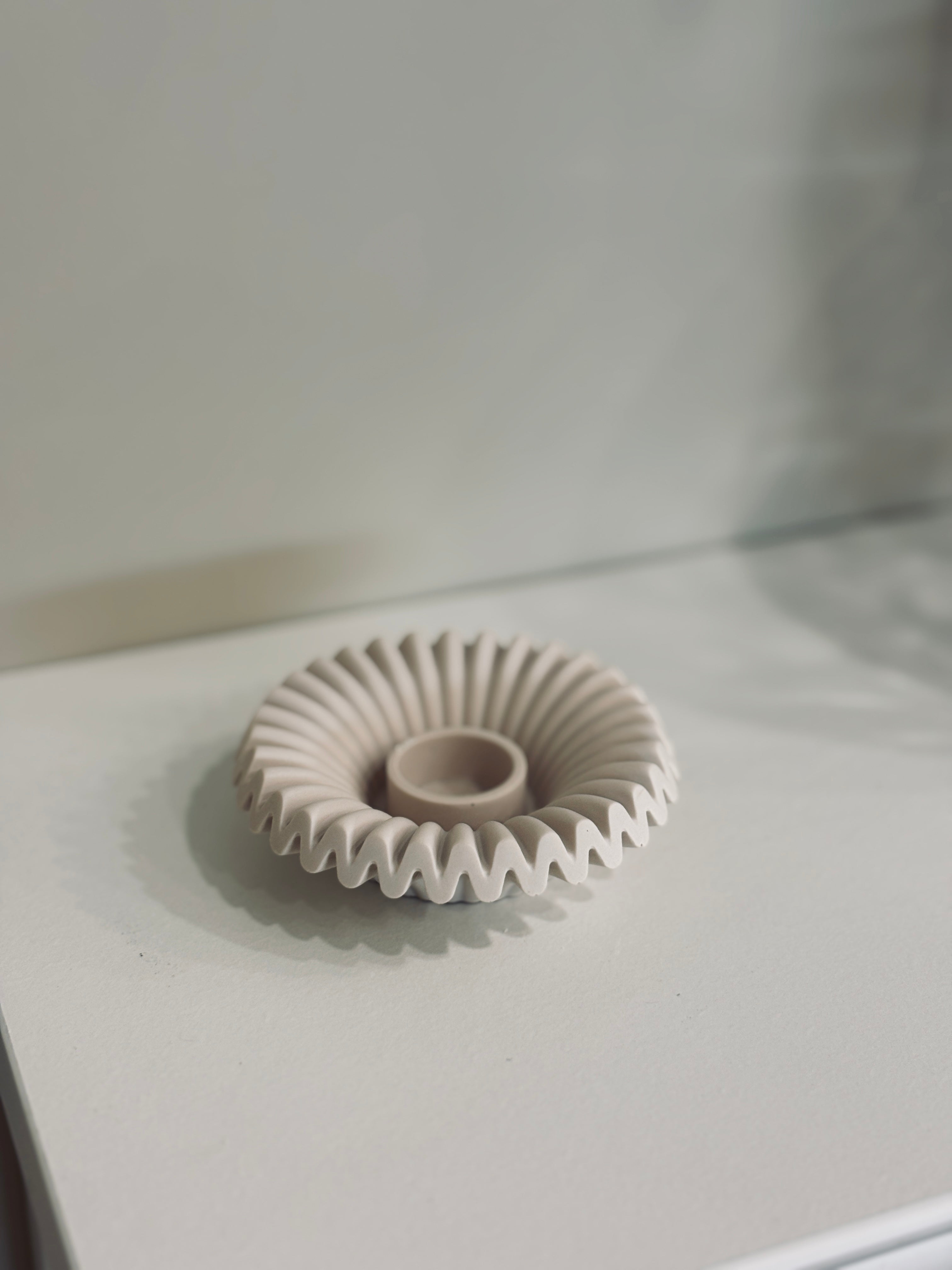 Burner for scented fondants